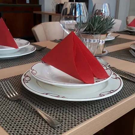 Willa Franzen Derenbach