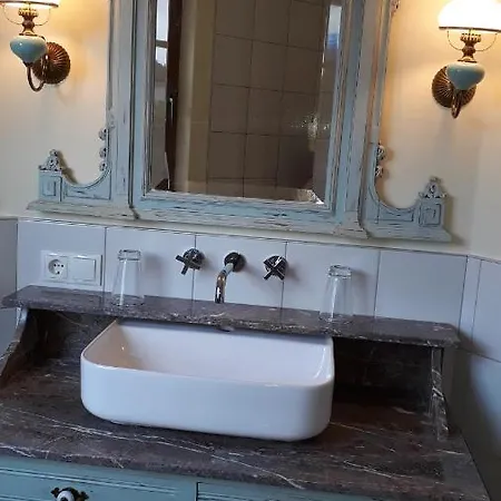 Willa Franzen Derenbach